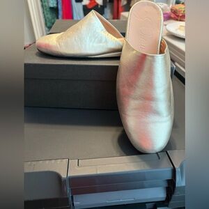 New in box gold leather JCrew mules. So darling! Will look great with so much!